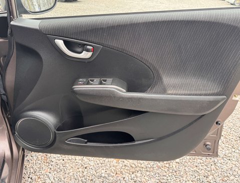 Honda Jazz 1.3 Jazz ES+ i-VTec CVT 5dr 23