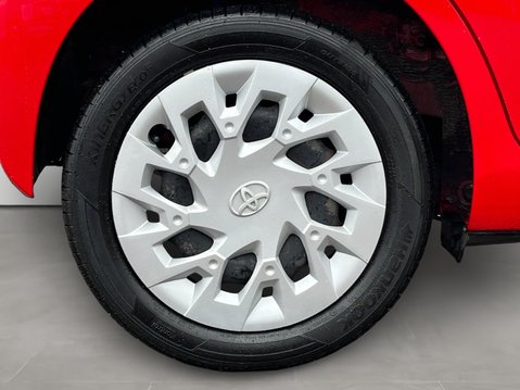 Toyota Aygo 1.0 VVT-i X-Play 5dr 11