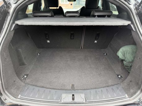 Jaguar E-Pace 2.0 E-PACE R-Dynamic S AWD AUTO 4WD 5dr 17