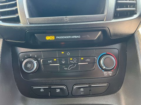 Ford Transit Connect 1.5 Transit Connect 240 Base TDCi LONG WHEEL BASE AIR CON 13