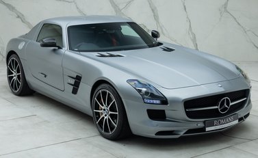 Mercedes-Benz SLS AMG GT 13