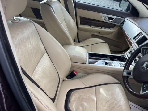 Jaguar XF 2.2d Portfolio Auto Euro 5 (s/s) 4dr 6