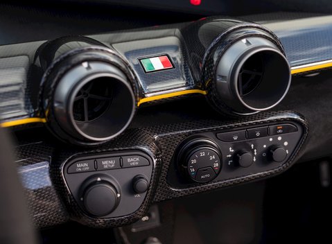 Ferrari LaFerrari Aperta 20