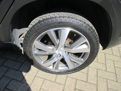 Peugeot 2008 1.2 PureTech Allure Premium Euro 6 (s/s) 5dr 14