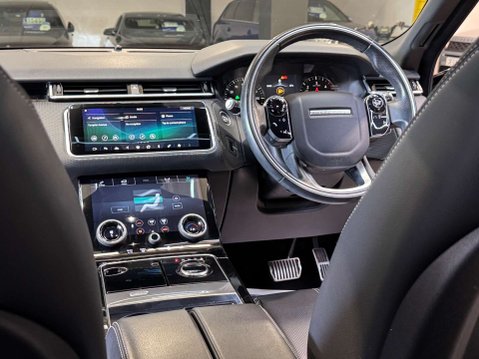 Land Rover Range Rover Velar 2.0 Range Rover Velar R-Dynamic S D240 Auto 4WD 5dr 9