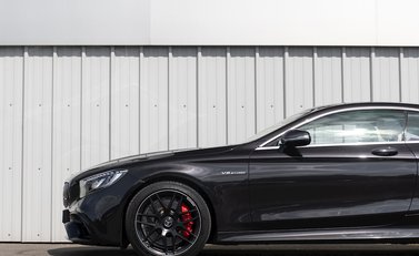 Mercedes-Benz S Class S63 Coupe 30