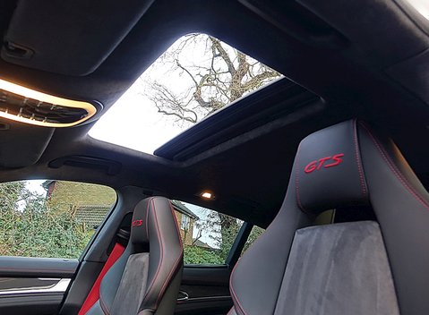 Porsche Panamera GTS 7