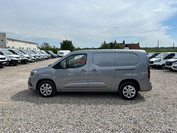 Vauxhall Combo LWB L2H1 (SOLD) Low Roof Limited 2300 Air Con Alloys Sensors EURO 6 NO VAT 1