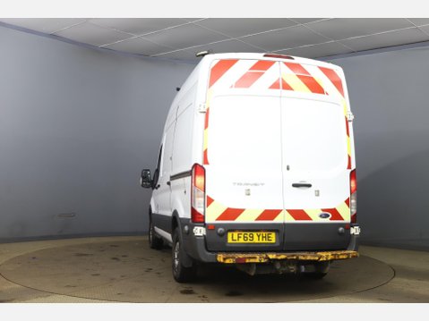 Ford Transit 2.0 350 EcoBlue FWD L2 H3 Euro 6 5dr 4