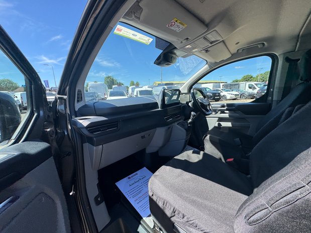 Ford Transit Custom Crew Cab [SOLD CM] LWB L2H1 Low Roof Limited 320 Air Con Alloys Camera EURO 14