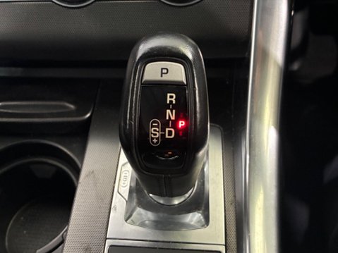 Land Rover Range Rover Sport 3.0 SD V6 HSE Dynamic Auto 4WD Euro 6 (s/s) 5dr 31