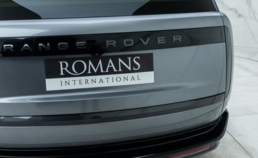 Land Rover Range Rover P550e Autobiography 34