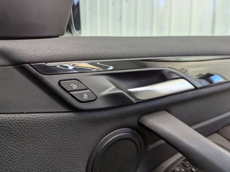 BMW X1 2.0 X1 sDrive 20i XLine Auto 5dr 82