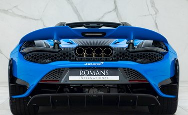 McLaren 765LT Spider 6