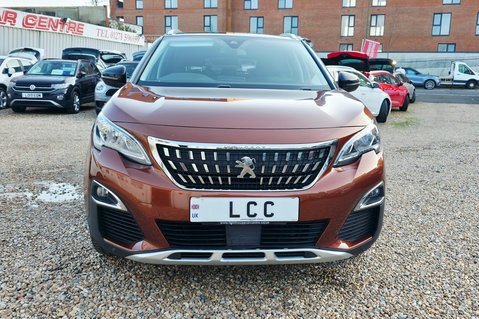 Peugeot 3008 BLUEHDI S/S ALLURE..1 PREVIOUS OWNER ,8 SERVICES,SAT NAV,FANTASTIC CAR 4