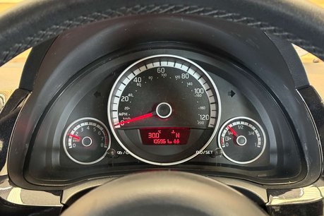 Volkswagen Up 1.0 High up! Hatchback 5dr Petrol ASG Euro 5 (75 ps) 7