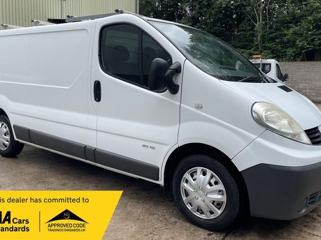 Renault Trafic 2.0 TD dCi LL29 Navigation L3 H1 4dr