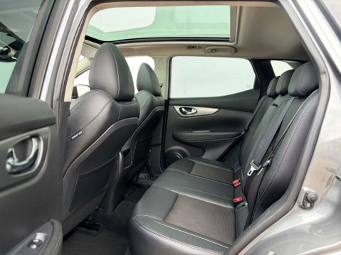 Nissan Qashqai 1.3 Qashqai Tekna DiG-T Semi-Auto 5dr 56
