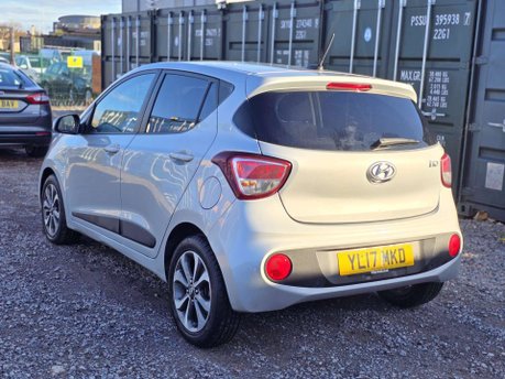 Hyundai i10 1.2 Premium SE Hatchback 5dr Petrol Auto Euro 6 (87 ps) 4