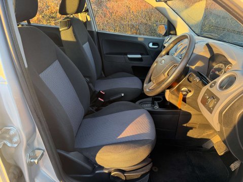 Ford Fusion 1.6 Fusion Zetec Auto 5dr 15