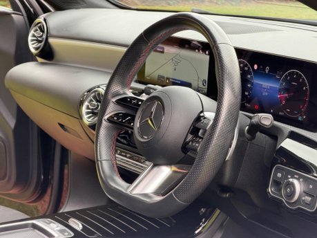 Mercedes-Benz A Class 1.3 A180h MHEV AMG Line (Premium Plus) 7G-DCT Euro 6 (s/s) 4dr 34