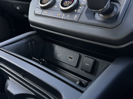 Land Rover Defender V8 67