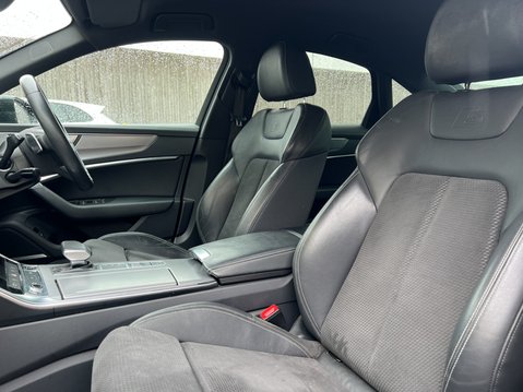 Audi A6 (Sold) 2.0 TDI 40 Black Edition Saloon 4dr Diesel S Tronic quattro Euro 6 ( 18
