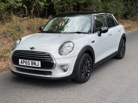 Mini Hatch 1.5 Cooper D 5dr