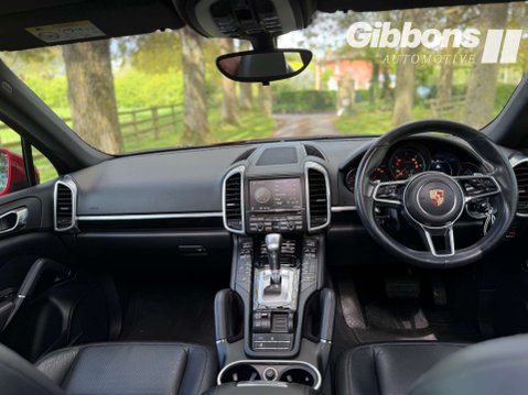 Porsche Cayenne 3.0 Cayenne V6 D Tiptronic S 4WD 5dr 15
