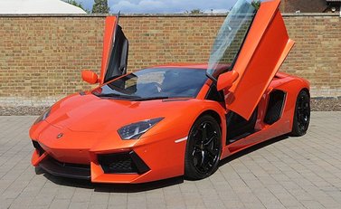 Lamborghini Aventador LP 700-4 14