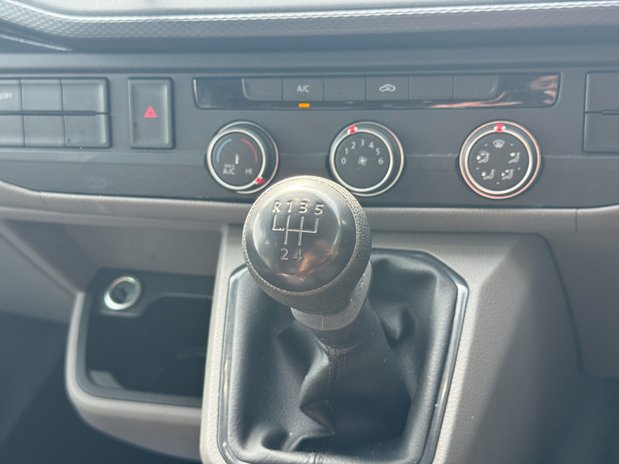 Volkswagen Transporter Camper | Revolution Campers | 4 Berth | Captains Seats | T28 | Euro 6 32