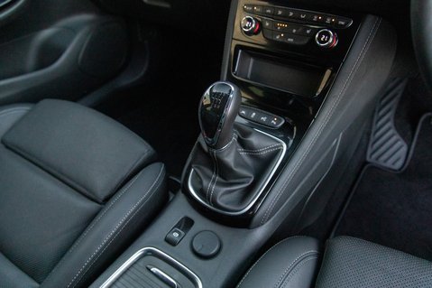 Vauxhall Astra ULTIMATE 32