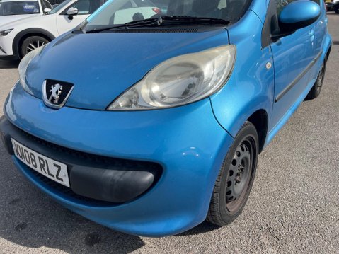 Peugeot 107 1.0 12V Urban Move Euro 4 5dr 9