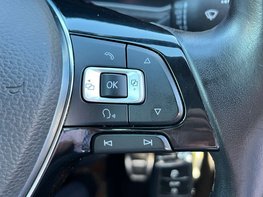 Volkswagen T-Roc 1.5 T-Roc SEL TSi Evo 5dr 60