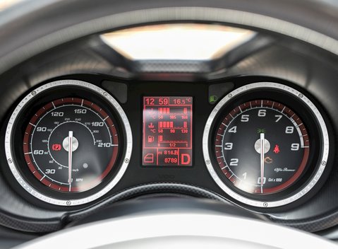 Alfa Romeo 8C Spider 15