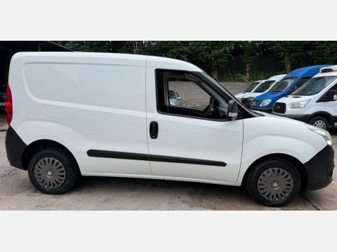 Vauxhall Combo 1.3 CDTi 2000 ecoFLEX 16v Panel Van 3dr Diesel Manual FWD L1 H1 (126 g/km, 5