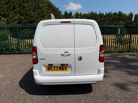 Vauxhall Combo L2H1 2300 PRO S/S 18