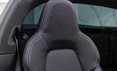 Porsche 911 Targa 4S (992) 14