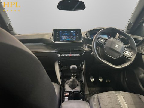 Peugeot 2008 1.2 PureTech Allure Premium + SUV 5dr Petrol Manual Euro 6 (s/s) (100 ps) 19