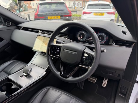 Land Rover Range Rover Evoque 2.0 D200 MHEV Dynamic SE SUV 5dr Diesel Auto 4WD Euro 6 (s/s) (204 ps) 31