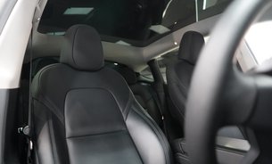Tesla Model Y LONG RANGE AWD Comfort Suspension GROK AI One Owner Adaptive LEDs VAT Q 4