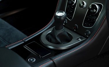 Aston Martin Vantage GT8 16