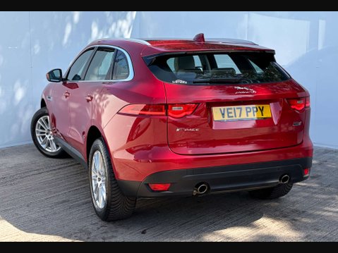 Jaguar F-Pace 2.0 F-PACE Portfolio AWD D Auto 4WD 5dr 41