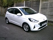 Hyundai i10 MPI SE CONNECT ONLY 16,000 MILES FROM NEW 1