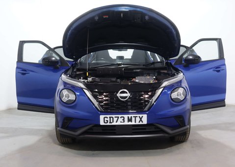 Nissan Juke 1.6 Juke N-Connecta HEV CVT 5dr 49