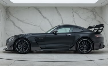 Mercedes-Benz Amg GT BLACK SERIES 5