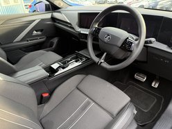 Vauxhall Astra Electric 54kWh GS Hatchback 5dr Electric Auto (156 ps) 2