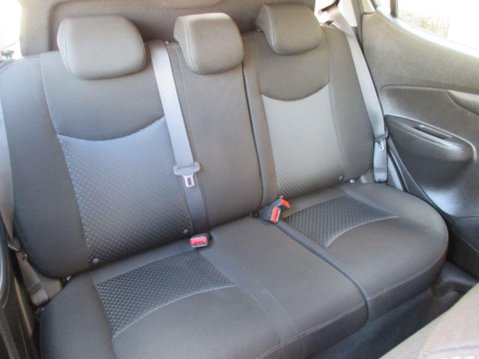 Vauxhall Viva 1.0i SE Euro 6 5dr 29
