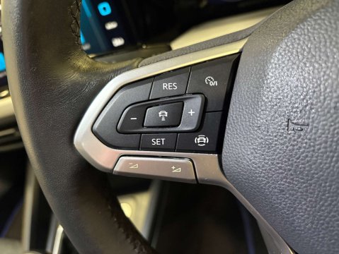 Volkswagen Golf 1.5 Golf Life TSi 5dr 18