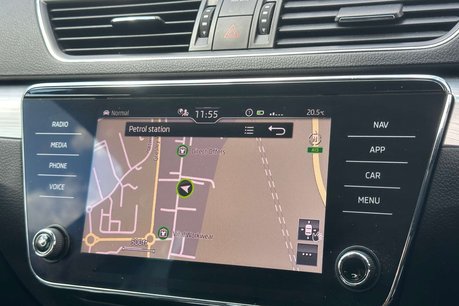 Skoda Superb 1.5 TSI ACT SE Technology Hatchback 5dr Petrol DSG Euro 6 (s/s) (150 ps) 45